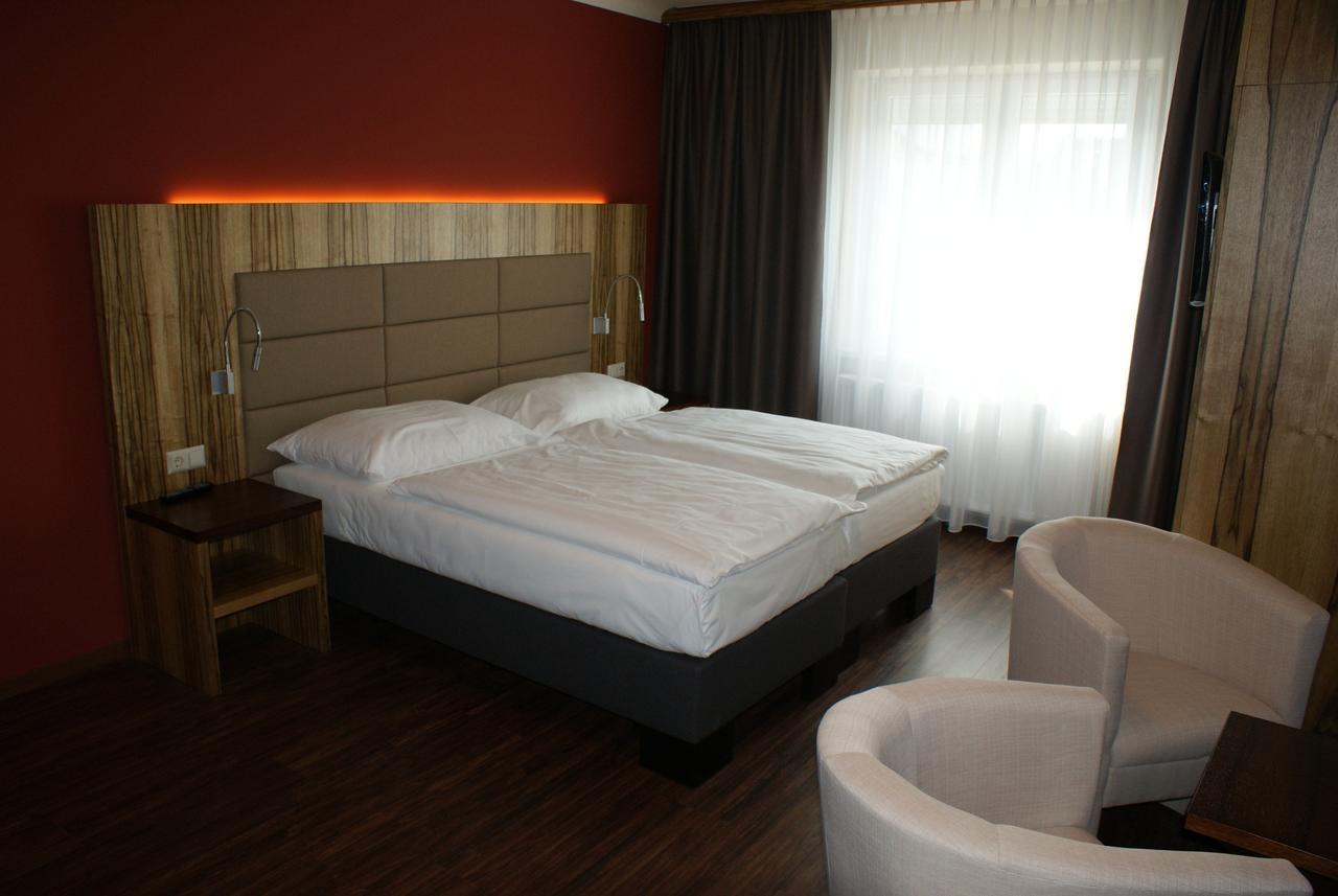 Hotel-Restaurant Schweinberger Stetten Extérieur photo
